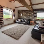 Dom wakacyjny Horse And Farrier Barn