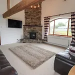 Horse And Farrier Barn *